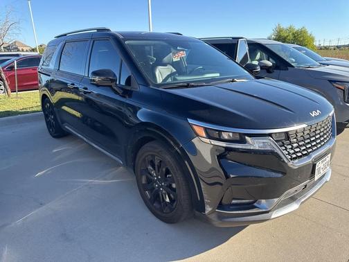 2024 Kia Carnival SX