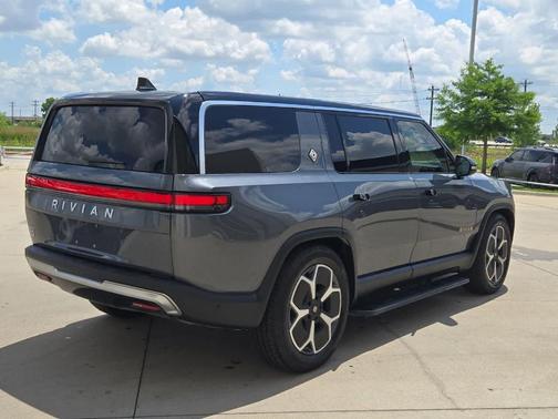 Gray 2023 Rivian R1S Adventure Quad Motor Large Pack