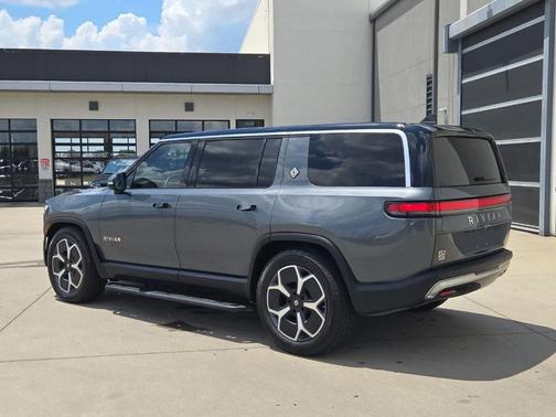 Gray 2023 Rivian R1S Adventure Quad Motor Large Pack