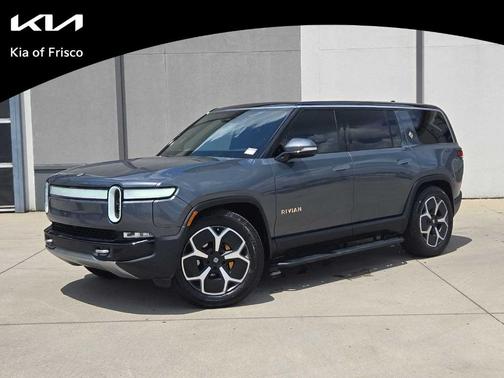 Gray 2023 Rivian R1S Adventure Quad Motor Large Pack