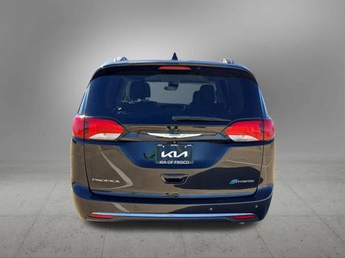 2018 Chrysler Pacifica Hybrid Limited