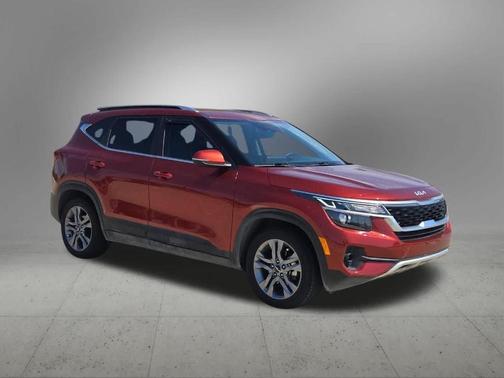 Mars Orange 2023 Kia Seltos S