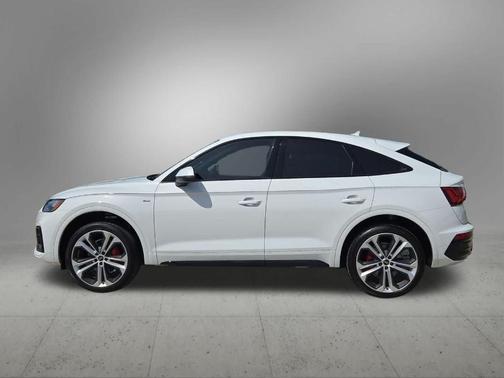 Glacier White Metallic 2025 Audi Q5 45 S line quattro Premium