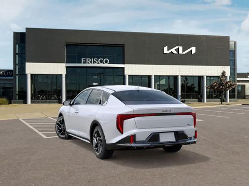 2026 Kia K4 GT-LINE