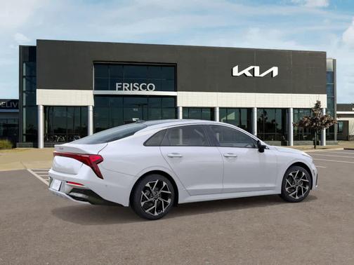 2026 Kia K5 EX