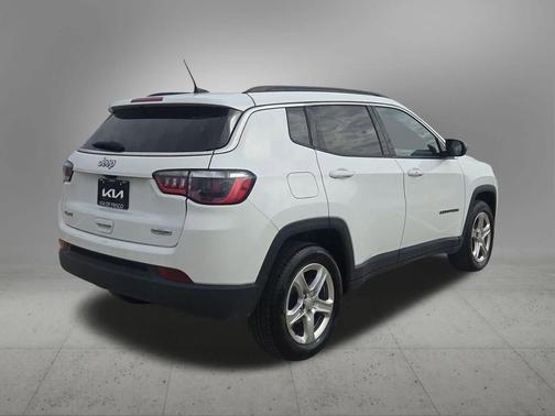 2023 Jeep Compass Latitude