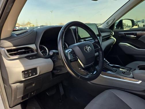 2021 Toyota Highlander Limited