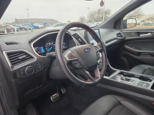 2021 Ford Edge ST-Line