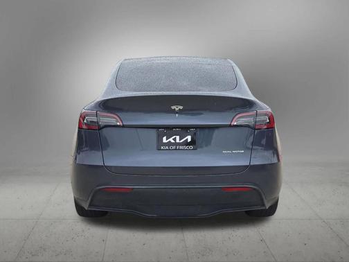 Gray 2023 Tesla Model Y Long Range