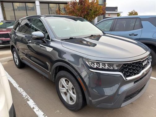 2023 Kia Sorento LX
