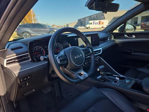 2023 Kia K5 GT-Line