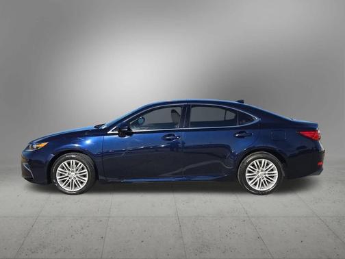 2017 Lexus ES 350 Base