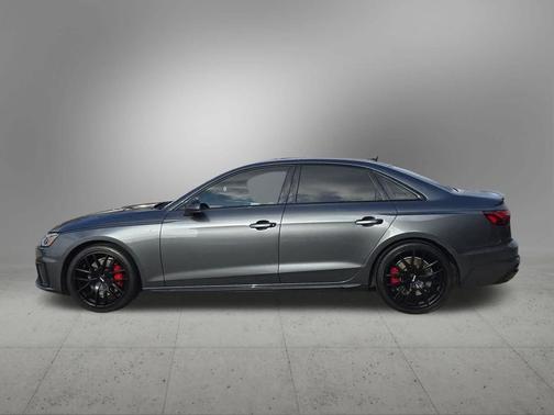 2023 Audi A4 45 S line Premium Plus