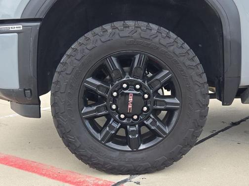 Gray 2024 GMC Sierra 2500 AT4