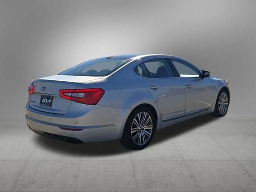 2016 Kia Cadenza Premium