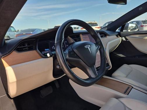 2020 Tesla Model S Long Range Plus