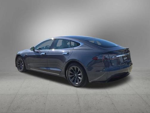 2020 Tesla Model S Long Range Plus