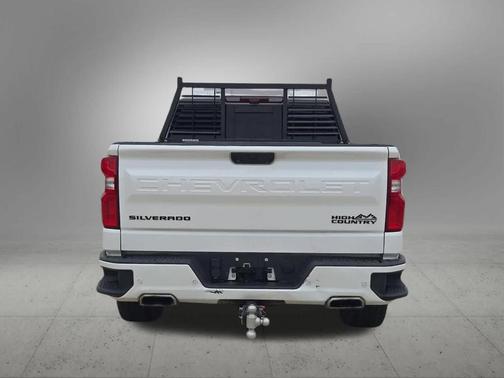 Iridescent Pearl Tricoat 2023 Chevrolet Silverado 1500 High Country