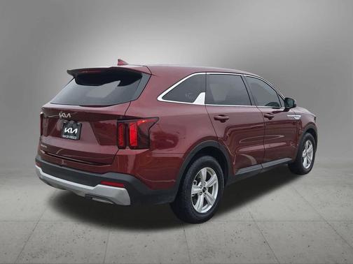 2025 Kia Sorento LX