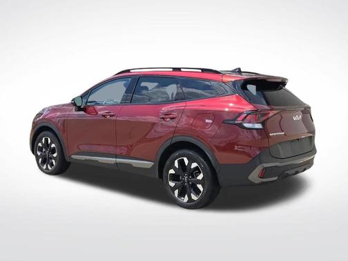 Red 2023 Kia Sportage X-Line