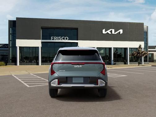Green 2027 Kia Seltos S