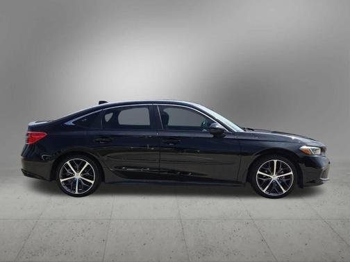 Crystal Black Pearl 2022 Honda Civic Touring