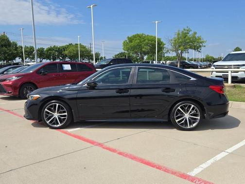 Crystal Black Pearl 2022 Honda Civic Touring