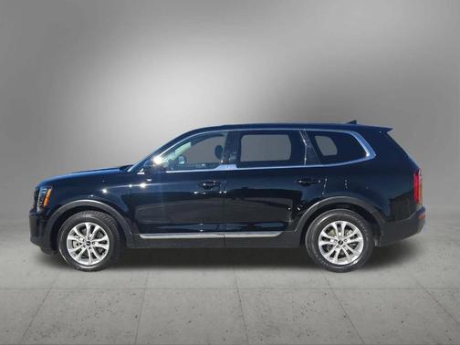2022 Kia Telluride LX