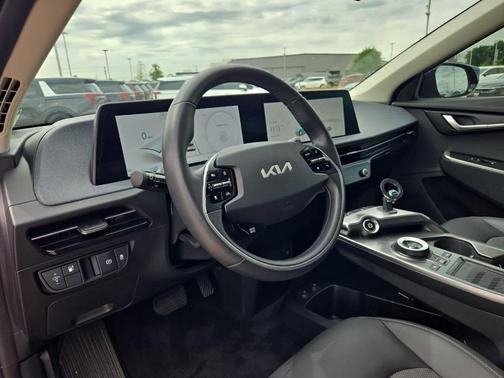 Runway Red 2024 Kia EV6 Light Long Range