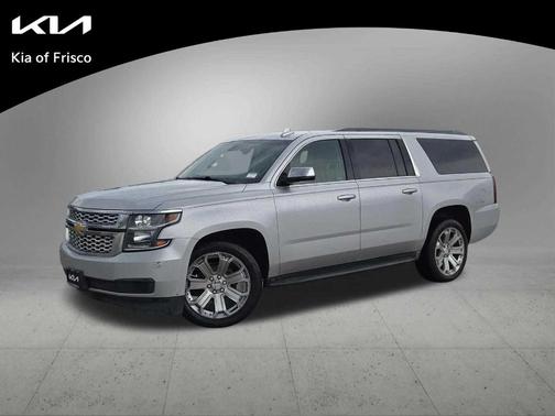 Silver Ice Metallic 2016 Chevrolet Suburban LT