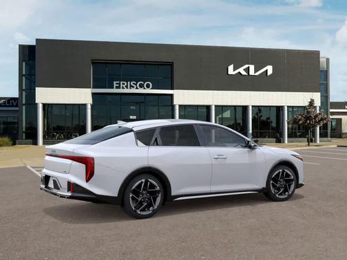 2026 Kia K4 GT-LINE
