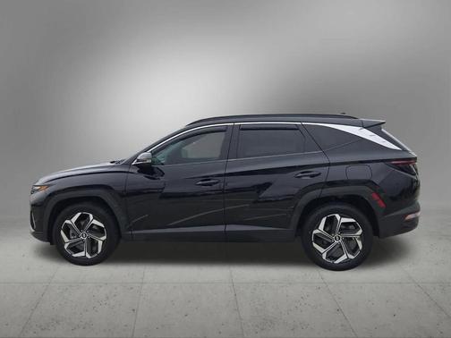 Phantom Black 2022 Hyundai TUCSON Limited