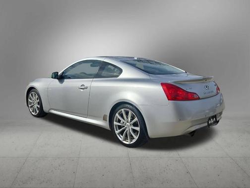 2010 INFINITI G37 Journey