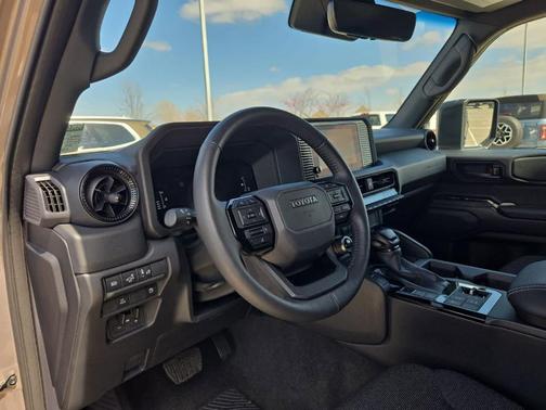 Meteorite 2024 Toyota Land Cruiser 1958