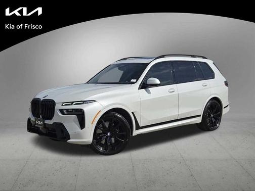 Mineral White Metallic 2024 BMW X7 xDrive40i