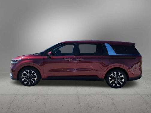 2023 Kia Carnival EX