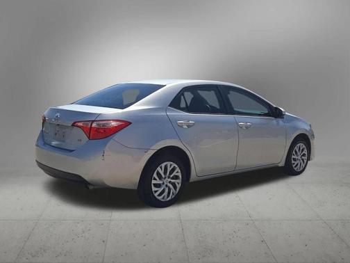 Classic Silver Metallic 2017 Toyota Corolla L