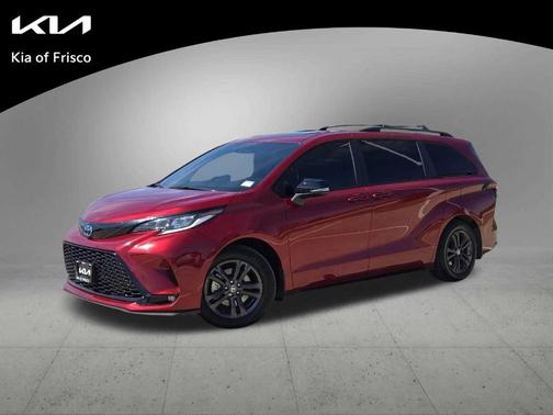 Ruby Flare Pearl 2025 Toyota Sienna XSE
