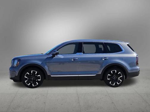 Silver 2025 Kia Telluride SX