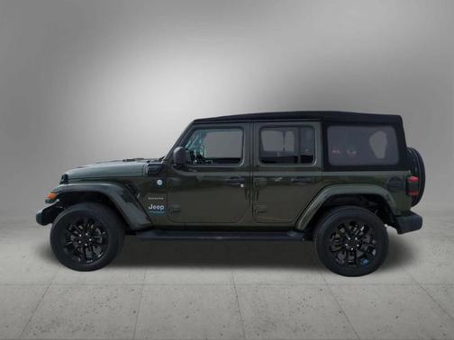 2022 Jeep Wrangler Unlimited 4xe Sahara