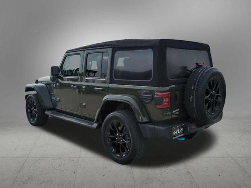 2022 Jeep Wrangler Unlimited 4xe Sahara
