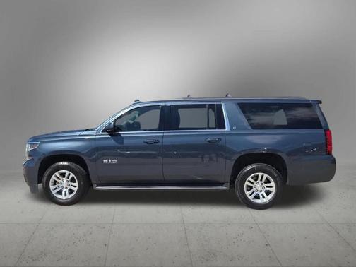 Shadow Gray Metallic 2019 Chevrolet Suburban LT