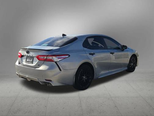 2020 Toyota Camry SE Nightshade