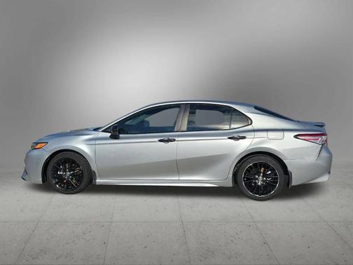 2020 Toyota Camry SE Nightshade