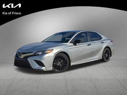 2020 Toyota Camry SE Nightshade