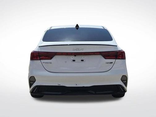 Snow White Pearl 2022 Kia Forte GT-Line