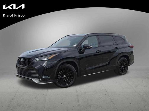 Midnight Black Metallic 2025 Toyota Highlander XSE