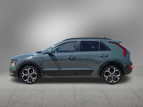 Green 2023 Kia Niro EX Touring