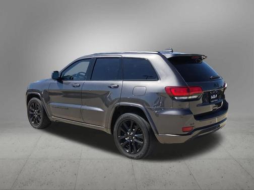 Granite Crystal Clearcoat Metallic 2019 Jeep Grand Cherokee Altitude