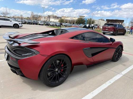 2016 McLaren 570S Base